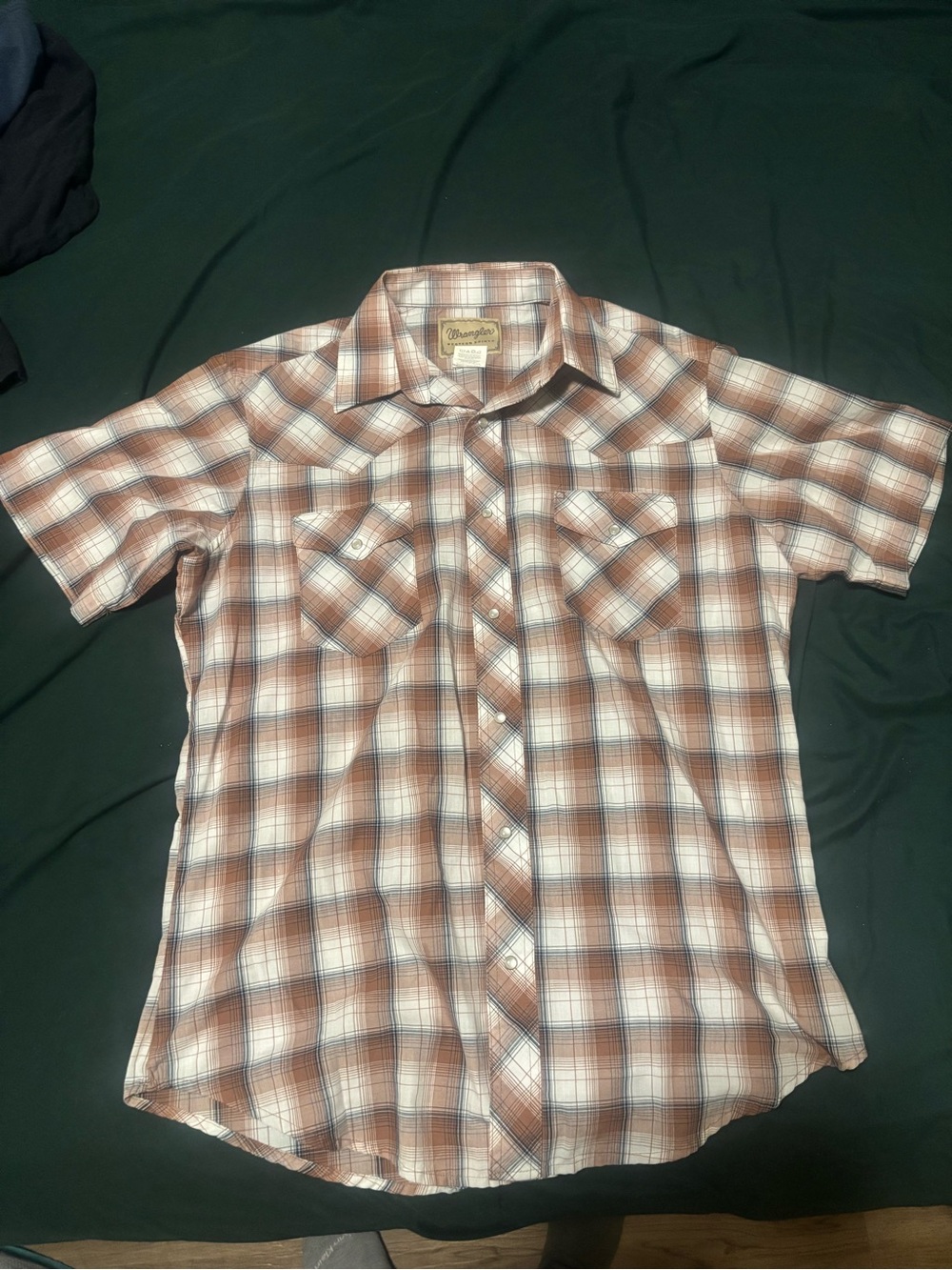 Wrangler Brown and White Plaid Short-Sleeve Button-Down Shirt